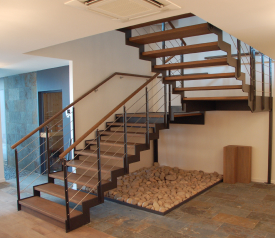 Лестницы из металла